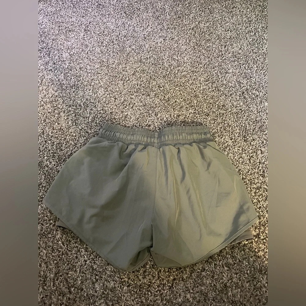 Albion shorts - Picture 2 of 3